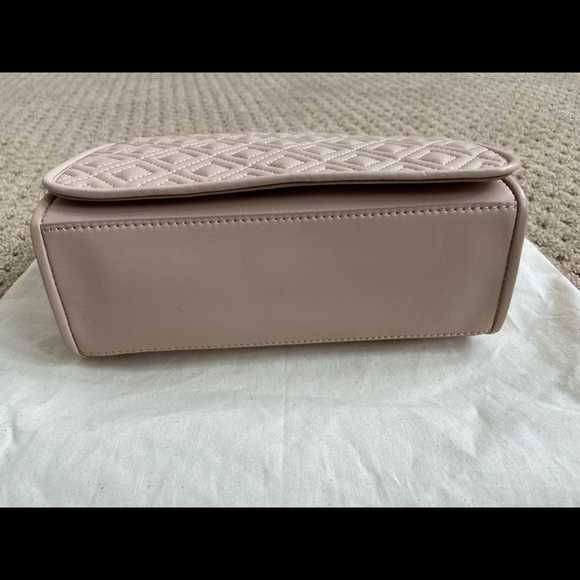 🌹HP🌹 Tory Burch Fleming Medium Quilted Shoulder Bag - Picture 8 of 11